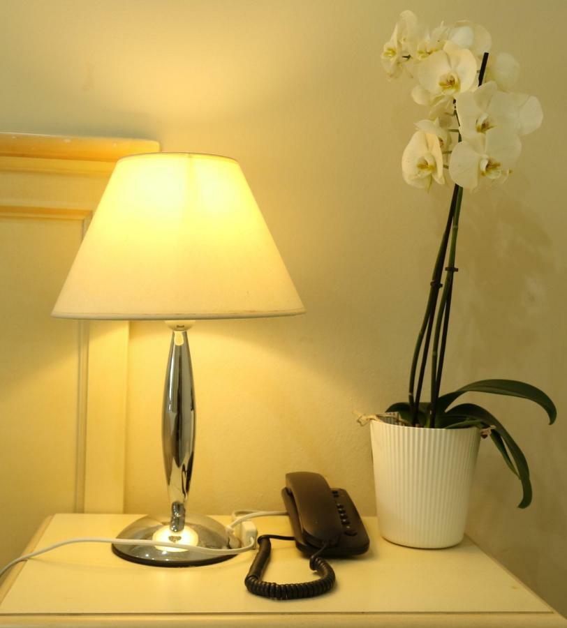 מרינה די פיאטרסנטה Hotel Coluccini מראה חיצוני תמונה